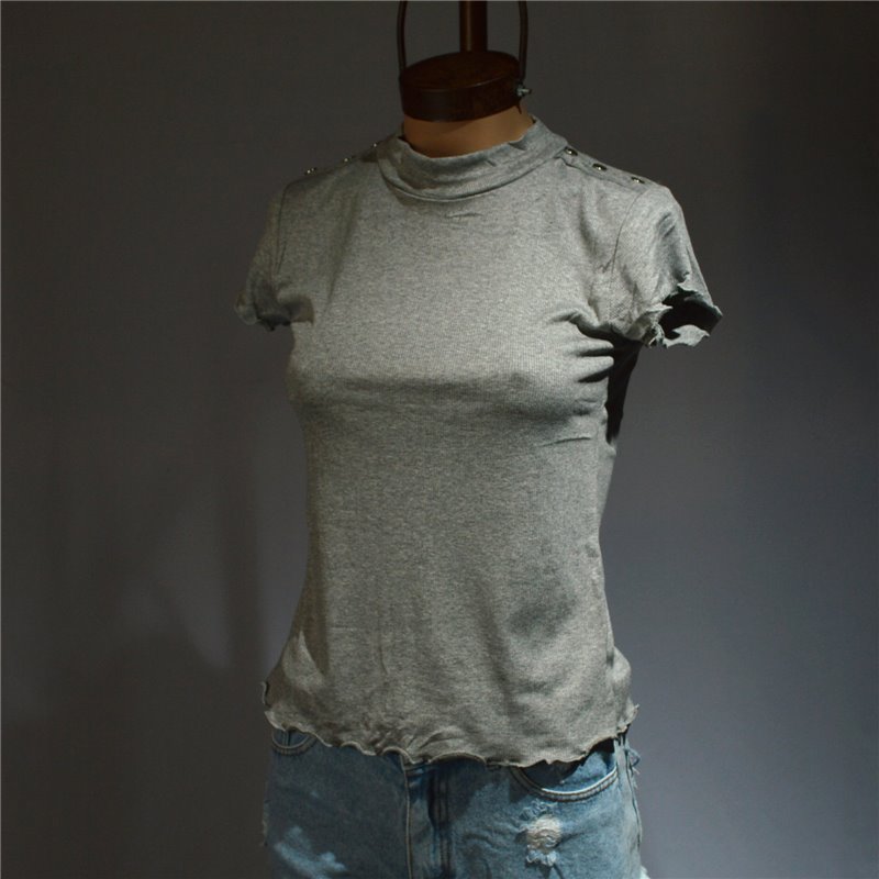 Mujer remera morley cuello polera tachas en hombros