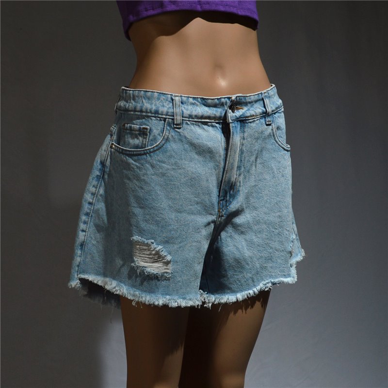 Mujer short jean talle especial con roturas