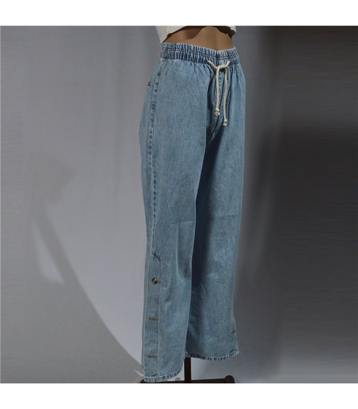 https://kamirmoda.com/15121-large_default/mujer-pantalon-wire-leg-jean-jogger-boton-al-costado.jpg