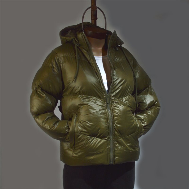 Mujer Campera puffer capucha desmontable cordon