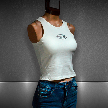 Mujer Musculosa modal corta taza soft aplique D - GOA