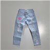 Nena pantalon jean claro con rotura estrella brillo