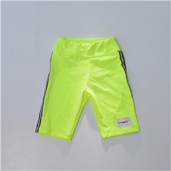 Nena calza ciclista tiras al costado