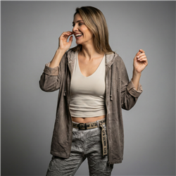 Mujer campera bengalina capucha frente estrass linea italiana - IB