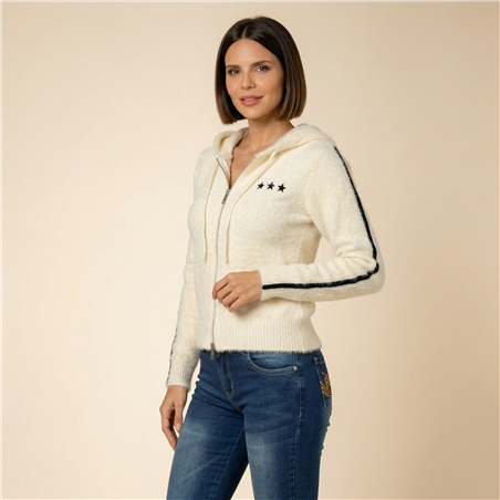 Mujer campera piel capucha doble cierre bordado estrella - EM