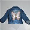 Nena campera jean sin ruedo estampa en espalda mariposa lentejuelas