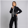 Mujer conjunto tejido lycra pantalon campera bolsillo frente vista - CA