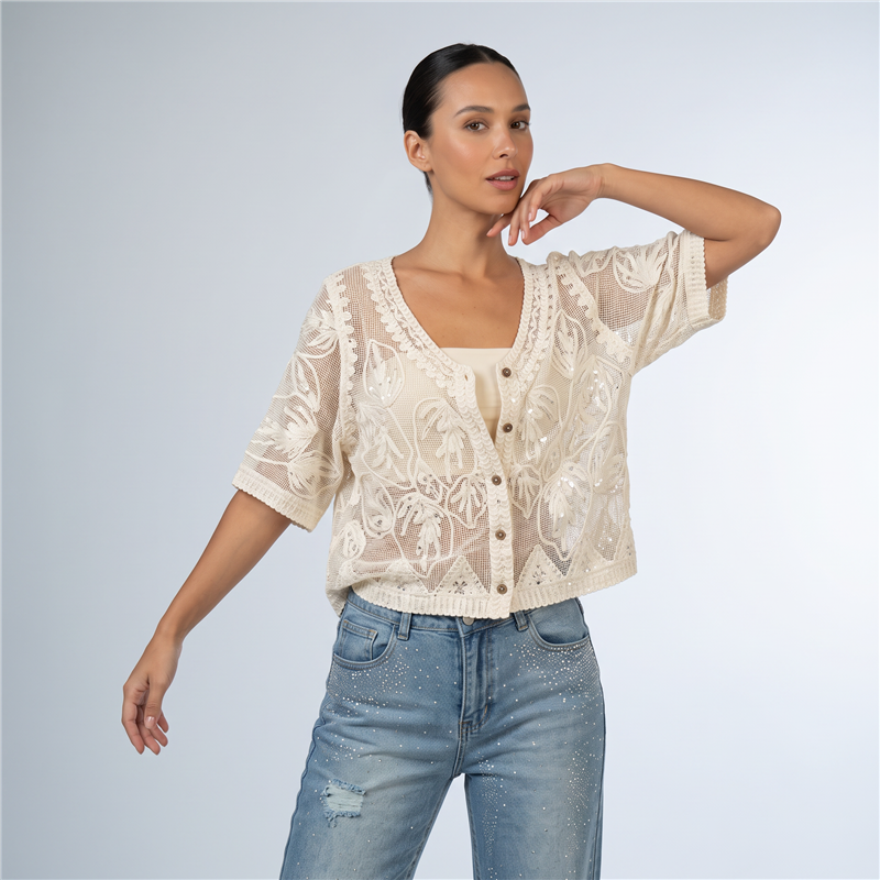 Mujer blusa crochet frente flores brillos  - RI