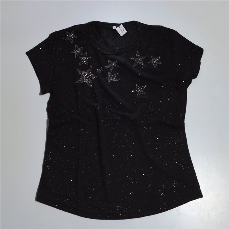 Mujer remera tejida frente brillo estrellas