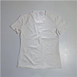 Mujer remera broderie escote redondo