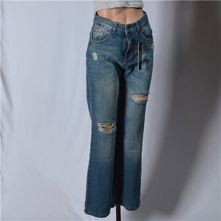 Mujer pantalon jean rigido recto con roturas